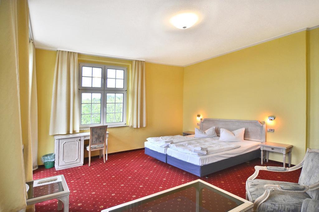 Hotel Stubenberg Gernrode  객실 사진