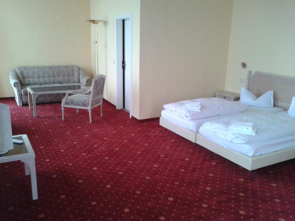 Hotel Stubenberg Gernrode  객실 사진