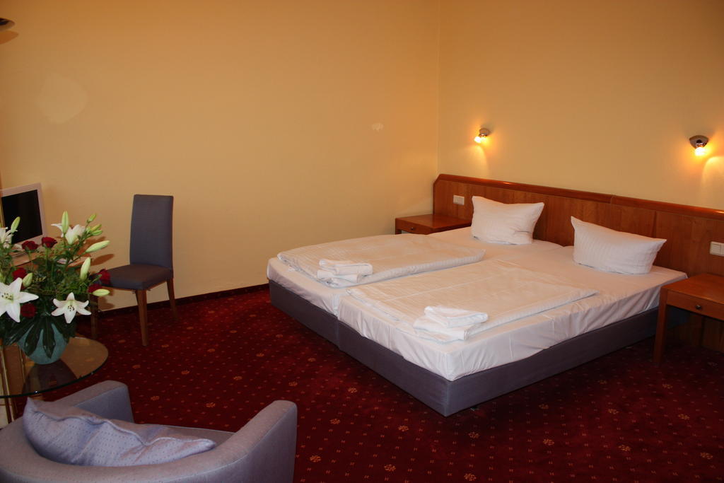 Hotel Stubenberg Gernrode  객실 사진